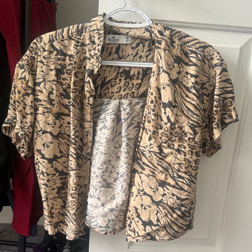 Hollister Tan and Black Abstract Kimono